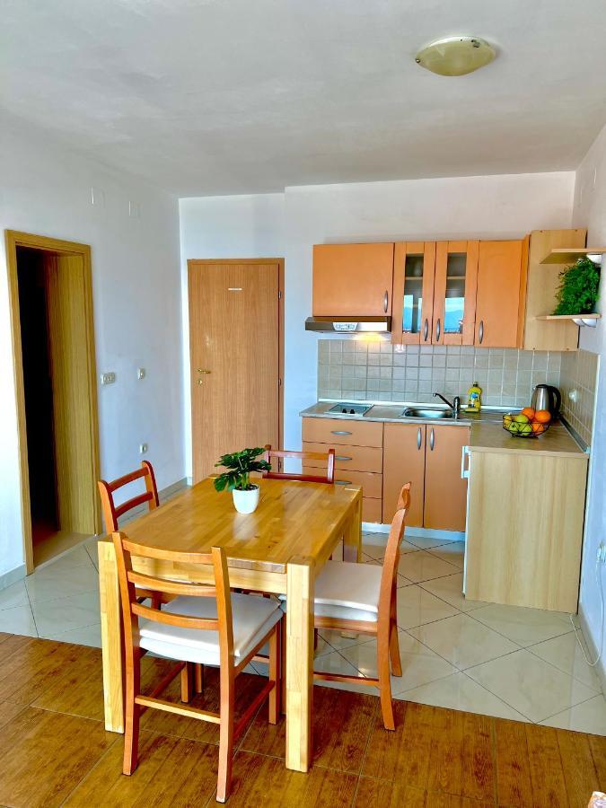 Vespera Apartments ボル エクステリア 写真